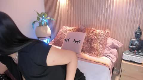 Snapshot of amelie_x chatting on 11-20-25, 02:12 Amelie online show from 11-20-25, 02:12