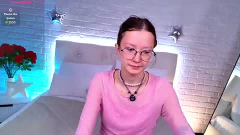 Amelie  online show from 06-09-26, 03:29