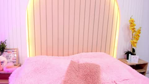 Amelia online show from 01-26-25, 12:05