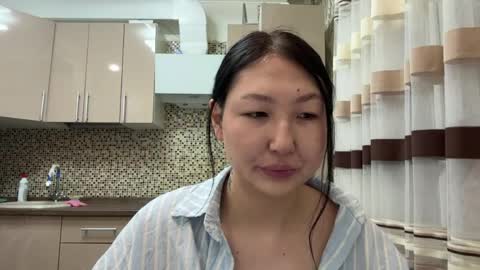 Snapshot of ameliya_kim chatting on 04-21-26, 09:17 Ameliya online show from 04-21-26, 09:17