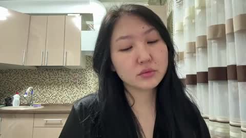Snapshot of ameliya_kim chatting on 04-27-26, 09:13 Ameliya online show from 04-27-26, 09:13
