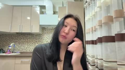 Snapshot of ameliya_kim chatting on 04-30-26, 09:41 Ameliya online show from 04-30-26, 09:41