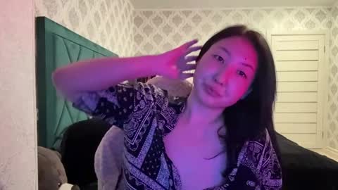 Snapshot of ameliya_kim chatting on 05-04-26, 08:49 Ameliya online show from 05-04-26, 08:49