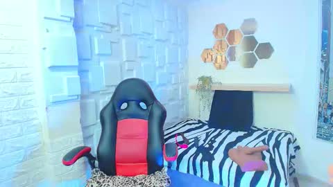 Amell Thomson online show from 01-16-26, 11:25