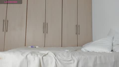 Snapshot of amellove chatting on 02-25-25, 09:13 Amelie gadotx ig online show from 02-25-25, 09:13