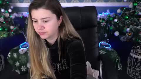 amellymillyy online show from 01-12-26, 01:38