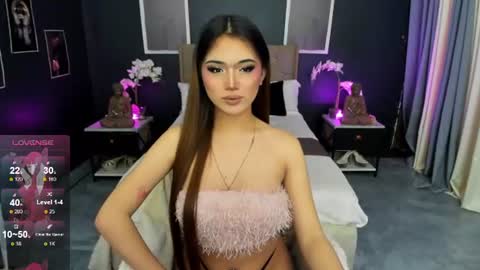 Snapshot of amethyst_claire chatting on 06-23-26, 08:34 Claire online show from 06-23-26, 08:34