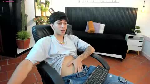 amethystshadow online show from 10-22-25, 03:23