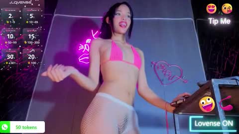 Snapshot of amgeline chatting on 02-18-26, 02:07 amgeline online show from 02-18-26, 02:07