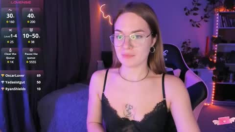 Hi-hi I am Kate welcome to my sexy room online show from 12-16-24, 10:40