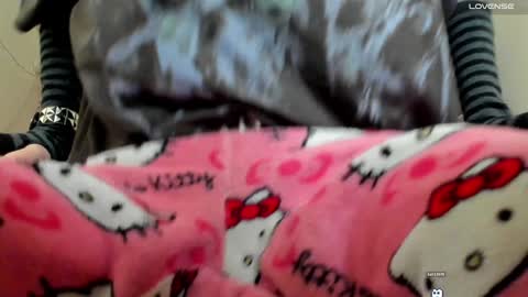 Snapshot of ami_sakurami chatting on 01-27-25, 05:58 Amaya online show from 01-27-25, 05:58