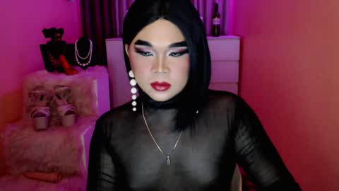 Queen Mireska online show from 12-26-24, 06:22