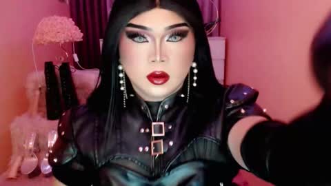 Queen Mireska online show from 09-20-25, 10:49