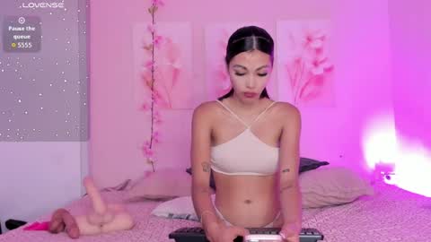 Snapshot of amiiclark chatting on 06-27-26, 07:08 AmiiClark online show from 06-27-26, 07:08