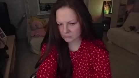 Snapshot of amilafran chatting on 11-17-25, 09:31 Mila online show from 11-17-25, 09:31