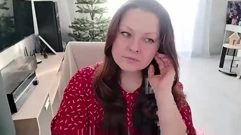 Mila online show from 02-06-26, 03:11