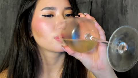 Amina online show from 12-04-24, 03:32