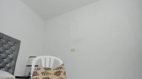 Snapshot of amir_mikelsen chatting on 02-08-25, 07:38 Mikelsen online show from 02-08-25, 07:38