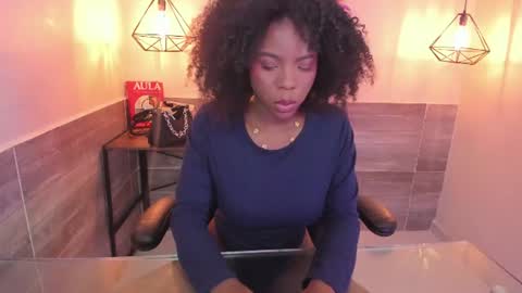 amirajones online show from 06-18-26, 09:19