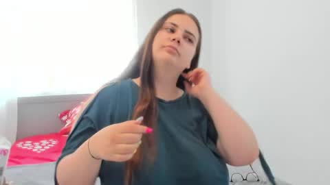 Amira Vyxen online show from 06-02-26, 08:05