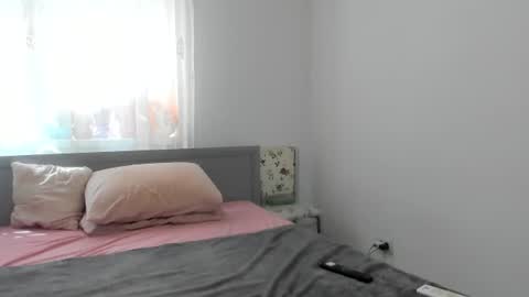 Snapshot of amiravyxen chatting on 07-06-26, 08:22 Amira Vyxen online show from 07-06-26, 08:22