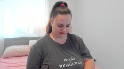 Snapshot of amiravyxen chatting on 07-08-26, 08:41 Amira Vyxen online show from 07-08-26, 08:41