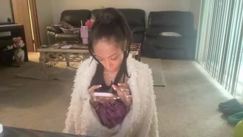 Snapshot of amirime chatting on 04-01-26, 01:41 Aulani 3 online show from 04-01-26, 01:41