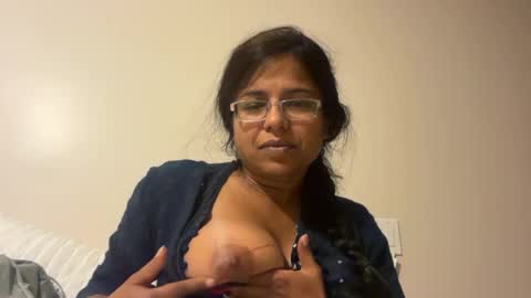 amitagarg99 online show from 07-12-26, 04:03