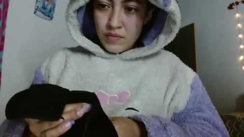 Snapshot of amitlu_ chatting on 01-28-25, 01:18 amitlu_ online show from 01-28-25, 01:18