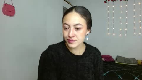 Snapshot of amitlu_ chatting on 09-10-25, 10:04 amitlu_ online show from 09-10-25, 10:04