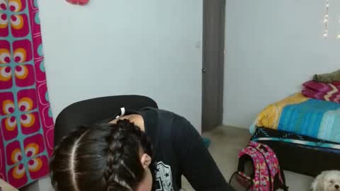 Snapshot of amitlu_ chatting on 10-06-25, 04:15 amitlu_ online show from 10-06-25, 04:15