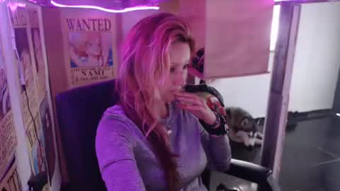 Paula D online show from 02-13-25, 03:46