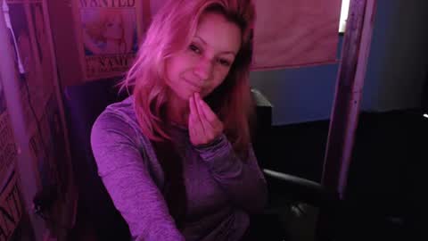 Paula D online show from 02-14-25, 05:46