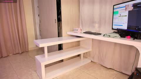 Amelya online show from 01-13-25, 07:10