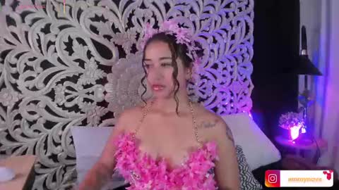 Snapshot of ammy_nova chatting on 07-16-26, 08:04 Ammy Nova online show from 07-16-26, 08:04