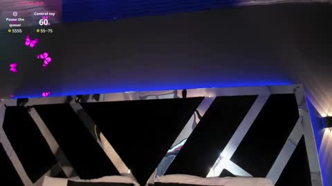 Snapshot of ammyjoness_ chatting on 02-18-26, 07:10 Ammy Jones online show from 02-18-26, 07:10