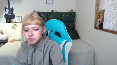 Amnesia online show from 09-23-25, 01:14