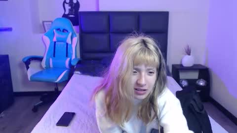 Amnesia online show from 10-12-25, 12:15