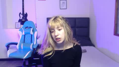 Amnesia online show from 10-20-25, 12:27