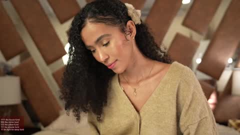 Snapshot of amnie_ chatting on 01-11-25, 05:18 RETURN 30TH 100 explicit on online show from 01-11-25, 05:18