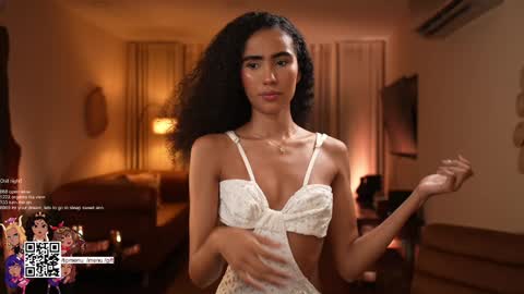 Snapshot of amnie_ chatting on 01-27-25, 11:22 RETURN 30TH 100 explicit on online show from 01-27-25, 11:22