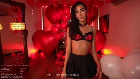 Snapshot of amnie_ chatting on 02-14-25, 07:23 RETURN 30TH 100 explicit on online show from 02-14-25, 07:23