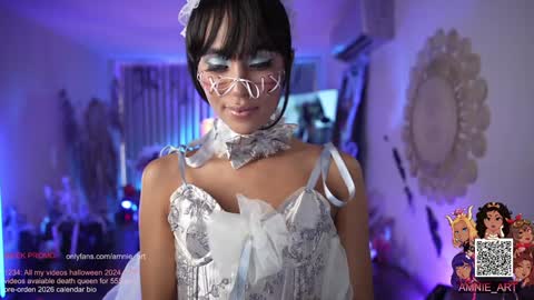 Snapshot of amnie_ chatting on 10-31-25, 07:15 RETURN 30TH 100 explicit on online show from 10-31-25, 07:15