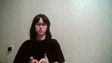 Amomira online show from 12-19-25, 03:02