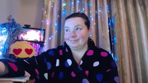 amorelara online show from 02-12-26, 05:57