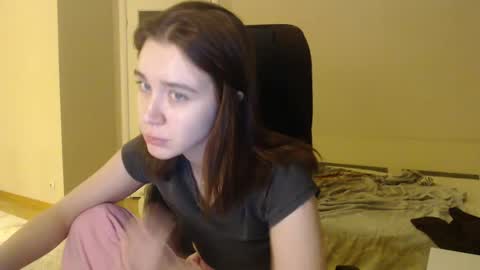 miss unforgettable online show from 02-04-25, 04:15