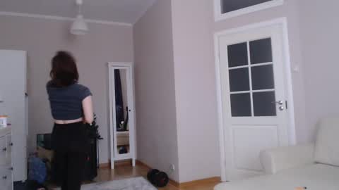 miss unforgettable online show from 02-13-25, 06:52