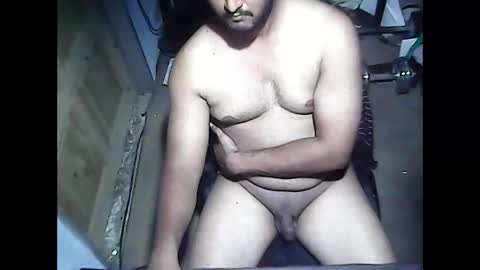 Snapshot of amorousr chatting on 02-10-25, 04:41 SubboyShivan online show from 02-10-25, 04:41