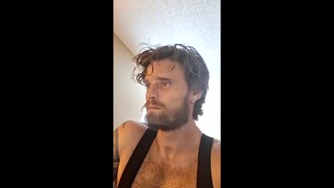 amputeeadventurer online show from 01-11-26, 03:17