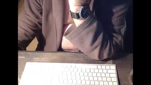 Snapshot of amslave4f chatting on 12-07-24, 11:23 amslave4f online show from 12-07-24, 11:23